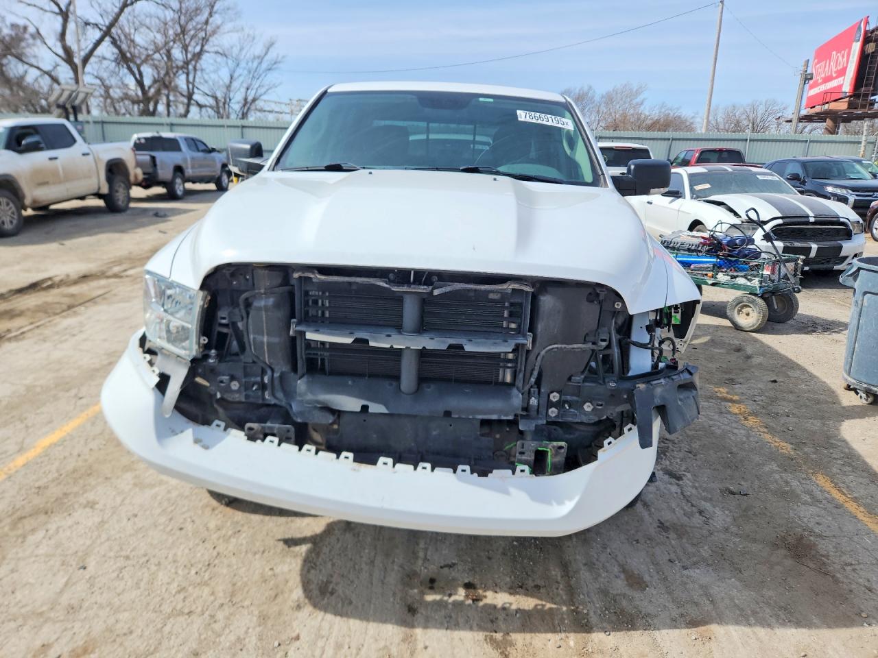 2019 RAM 1500 CLASSIC SLT photo 9
