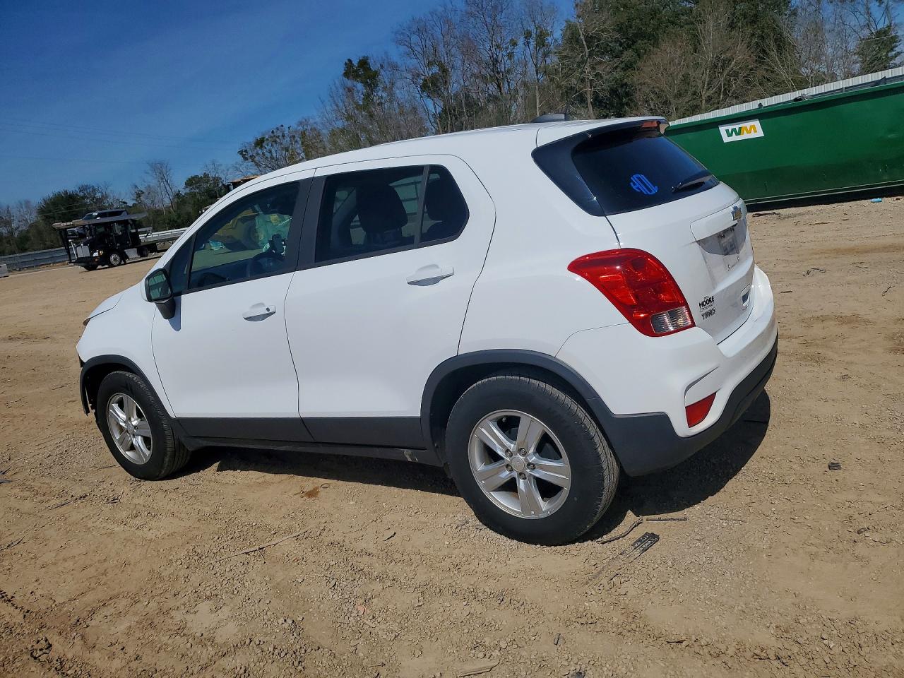 2020 CHEVROLET TRAX LS photo 2