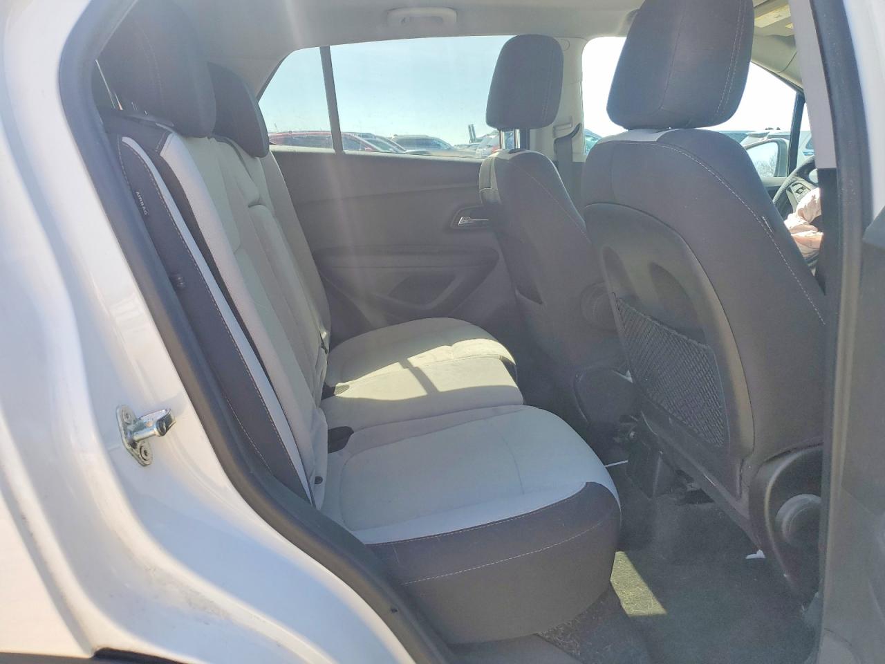 2020 CHEVROLET TRAX LS photo 10