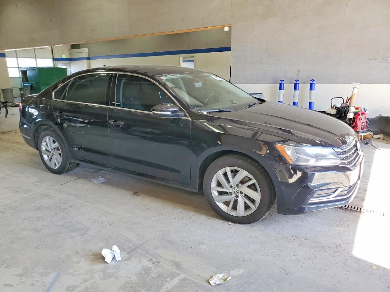2018 VOLKSWAGEN PASSAT SE photo 7
