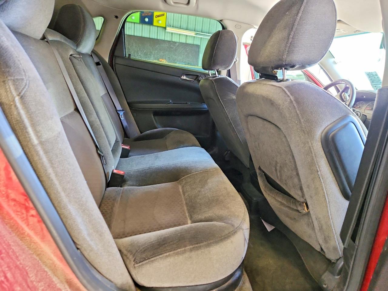 2013 CHEV IMPALA LT photo 28