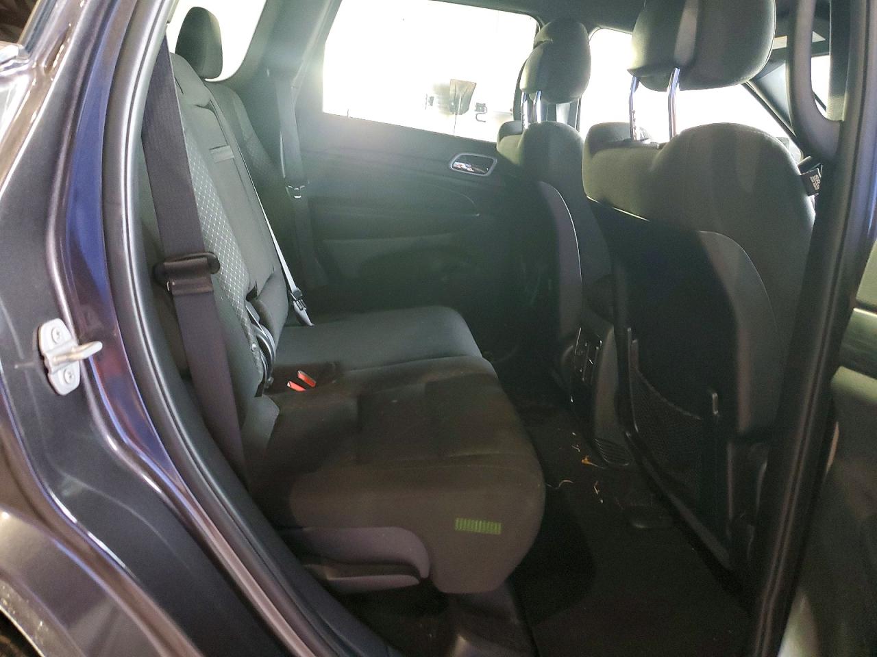 2020 JEEP GRAND CHEROKEE LAREDO photo 11