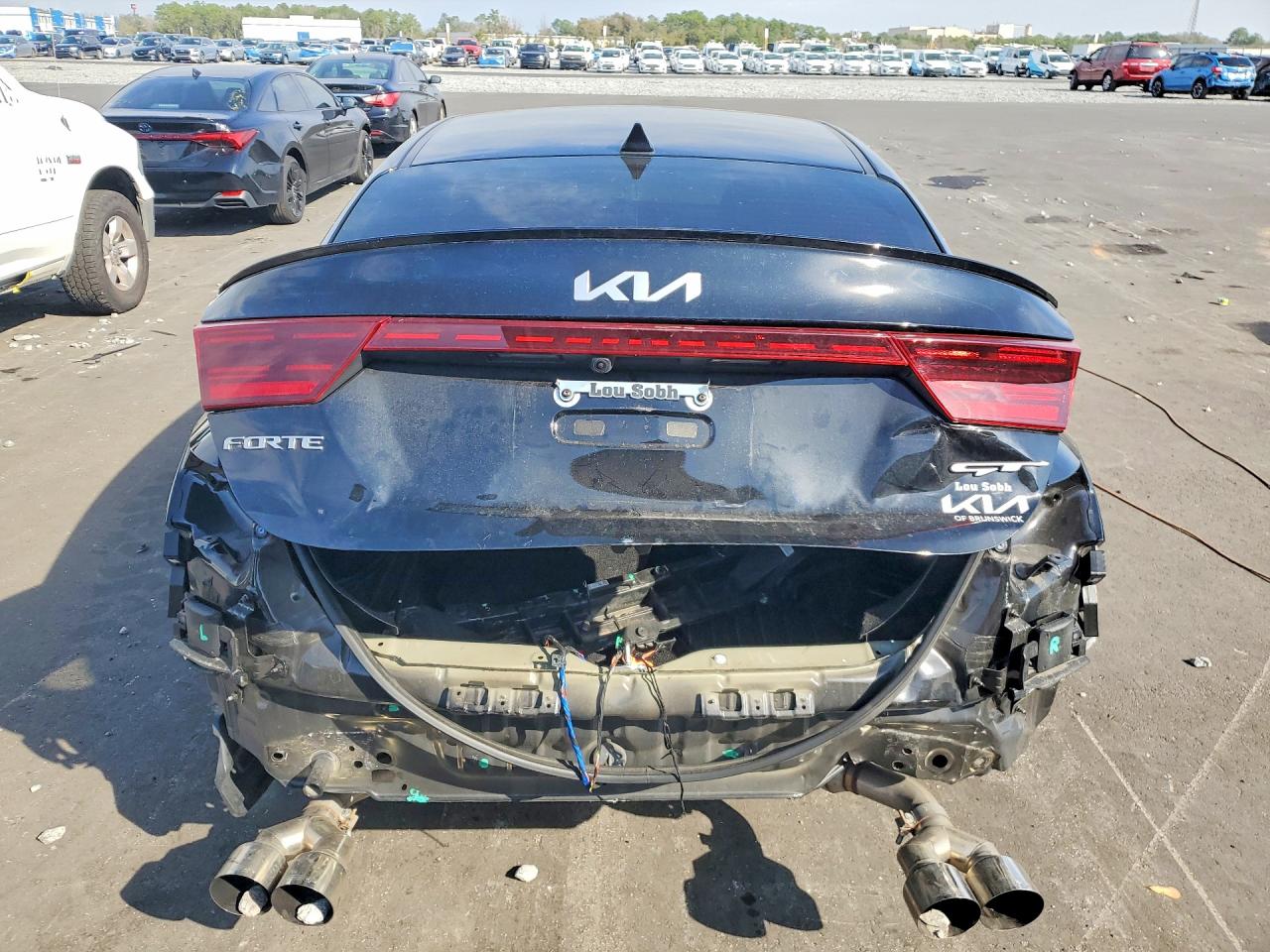 2024 KIA FORTE GT photo 16