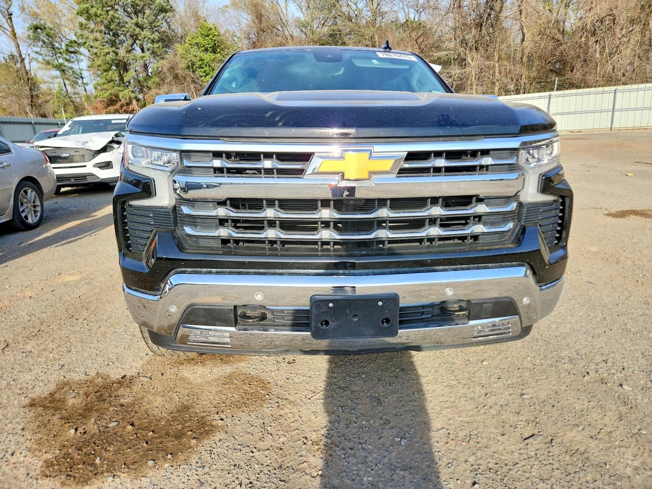 2024 CHEVROLET SILVERADO K1500 LTZ photo 9