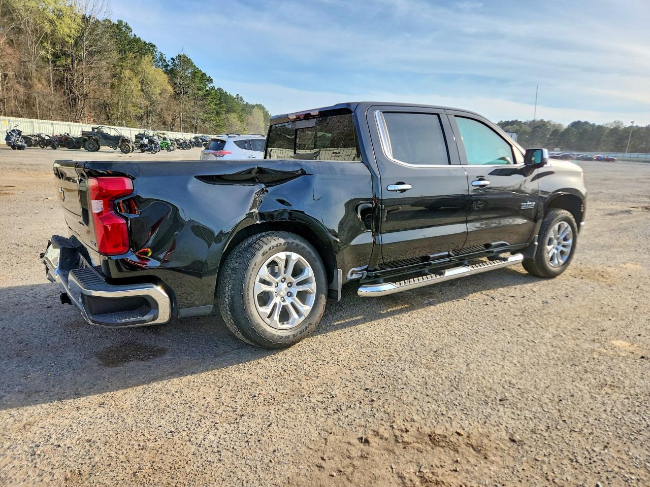 2024 CHEVROLET SILVERADO K1500 LTZ photo 5