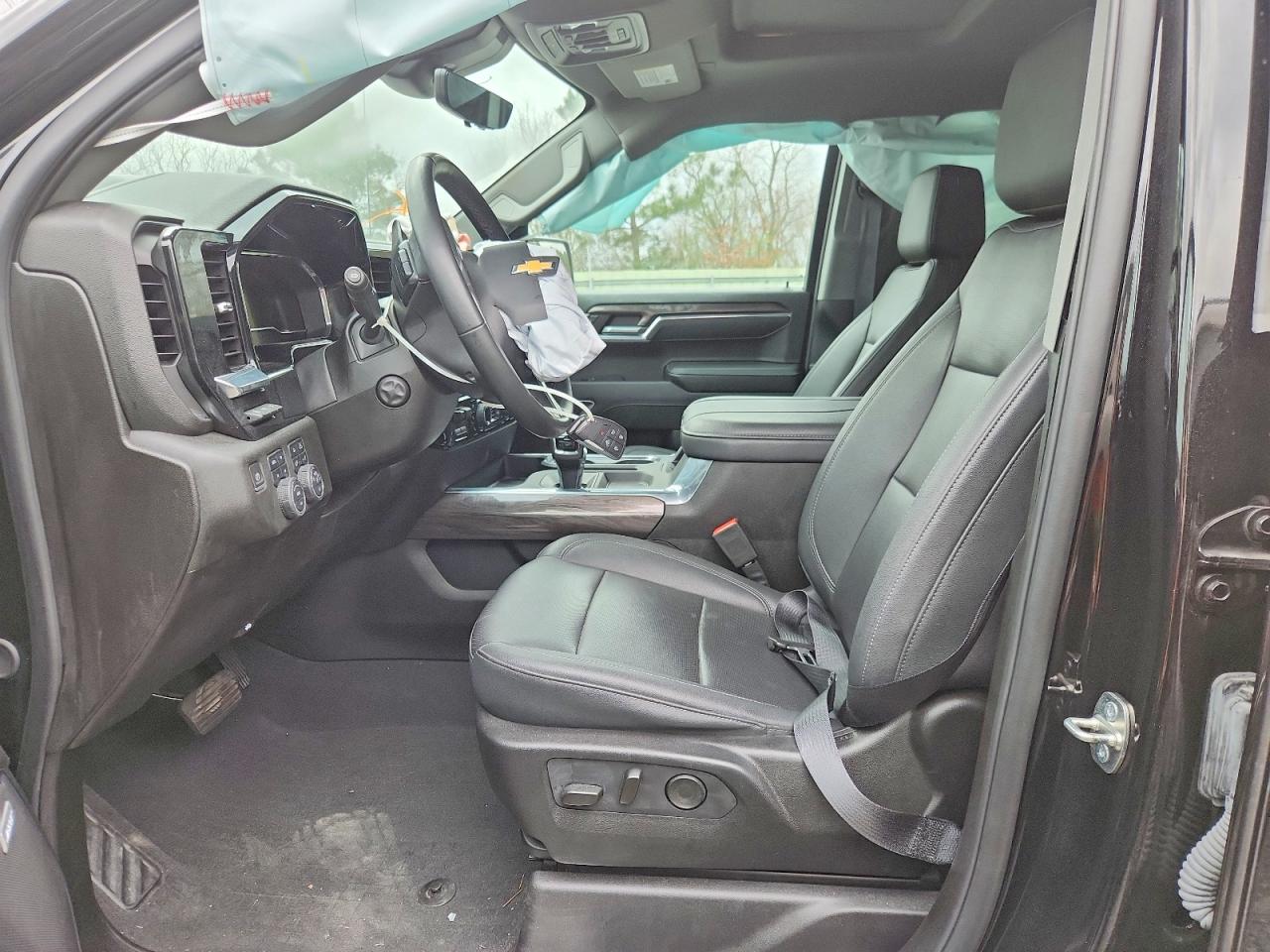 2024 CHEVROLET SILVERADO K1500 LTZ photo 13
