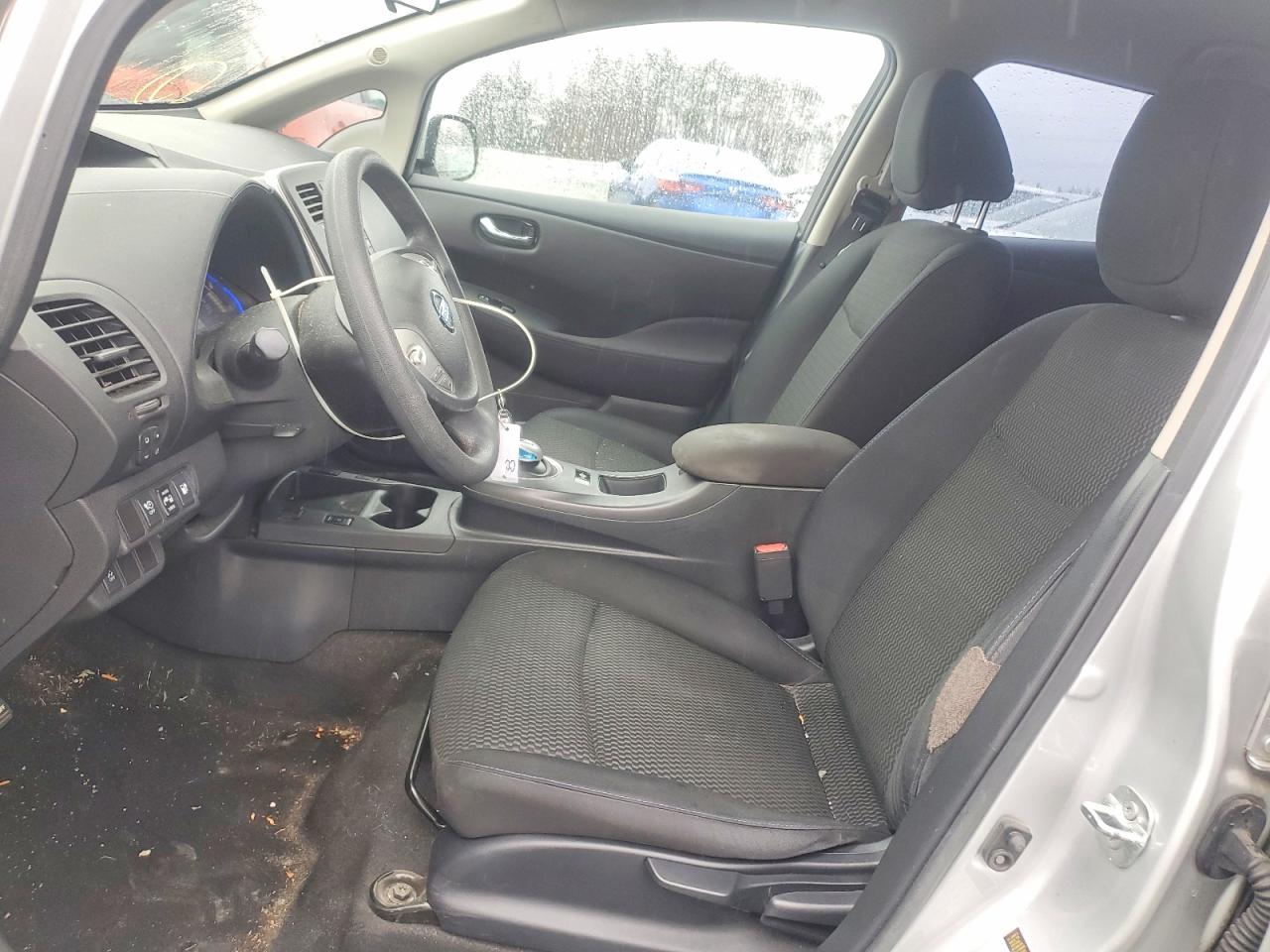 2017 NISSAN LEAF S photo 7