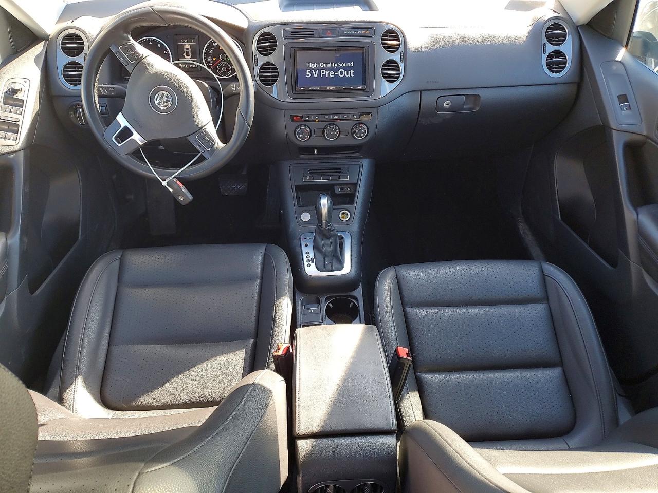 2016 VOLKSWAGEN TIGUAN S photo 15