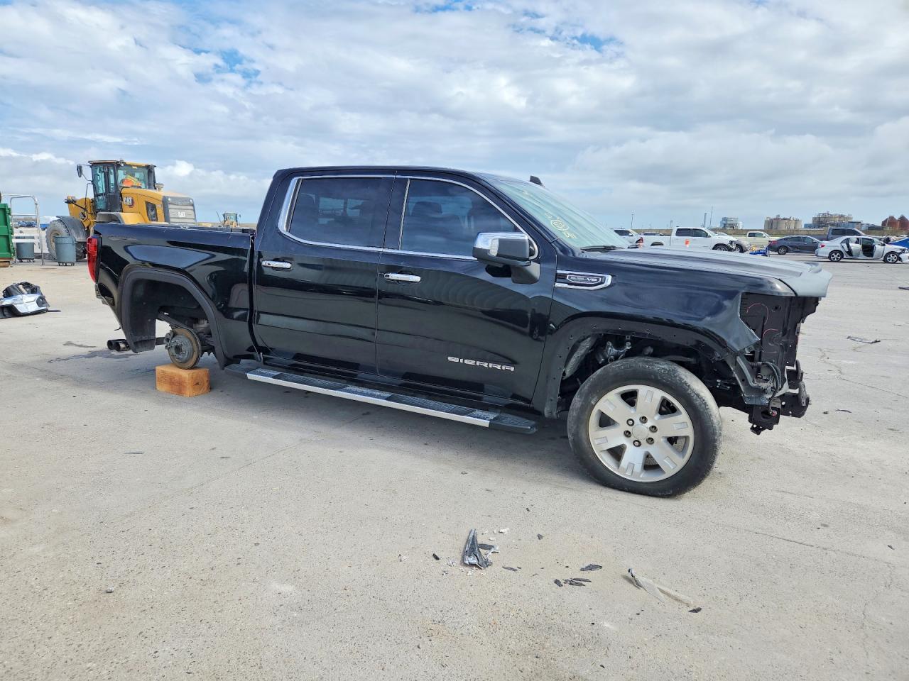 2021 GMC SIERRA C1500 SLT photo 7