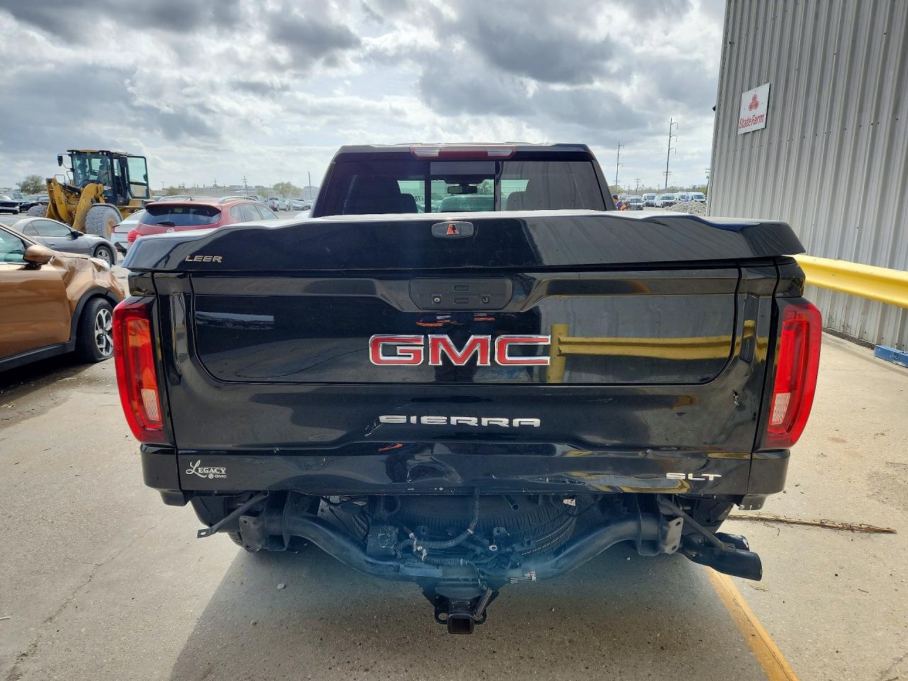 2021 GMC SIERRA C1500 SLT photo 11