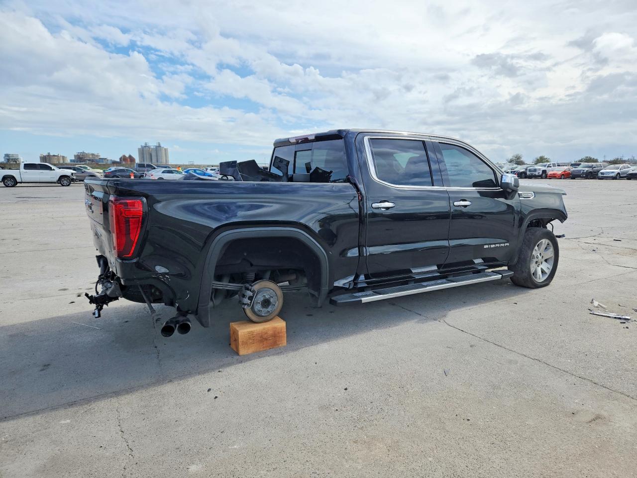2021 GMC SIERRA C1500 SLT photo 5