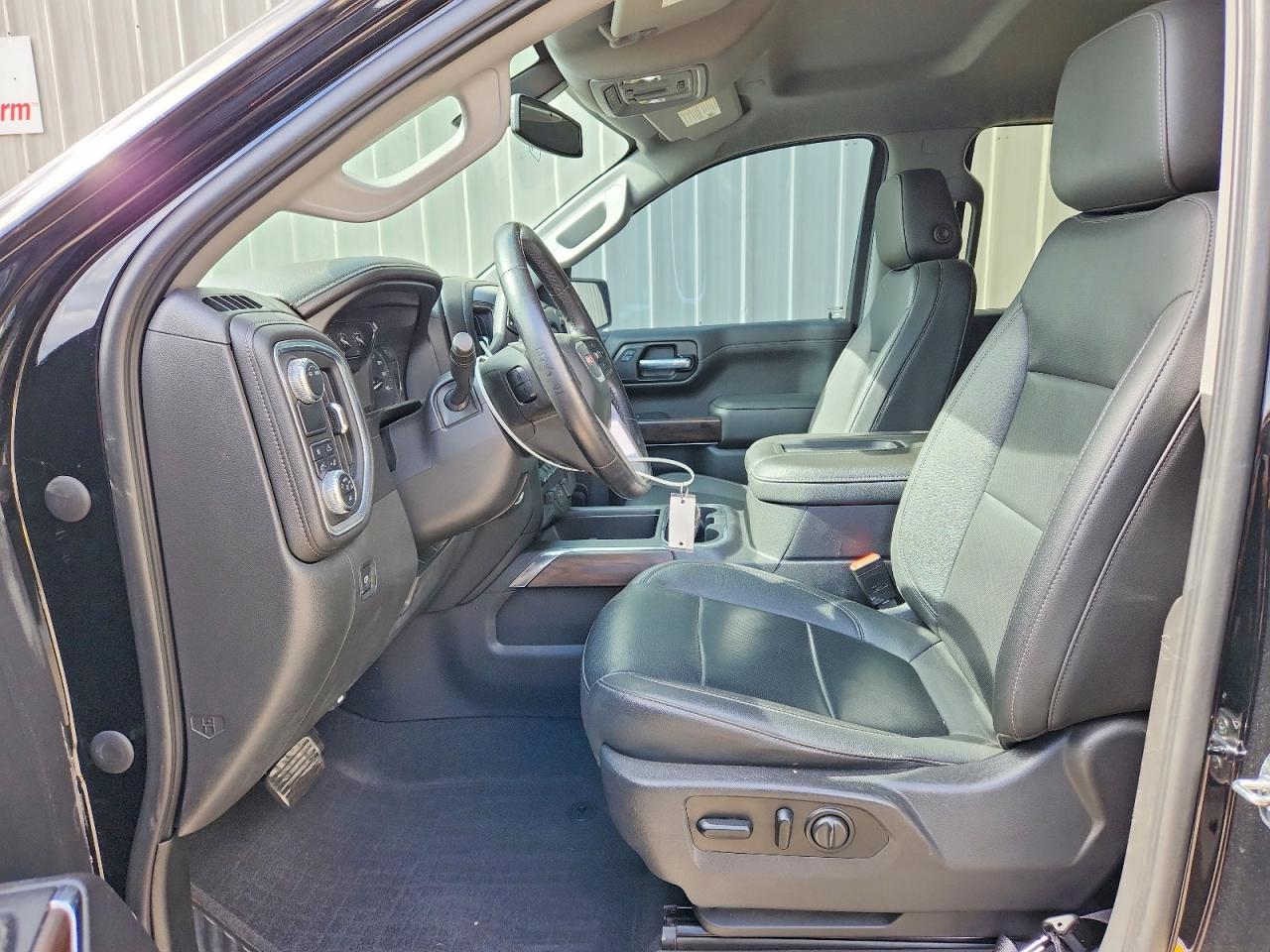 2021 GMC SIERRA C1500 SLT photo 13