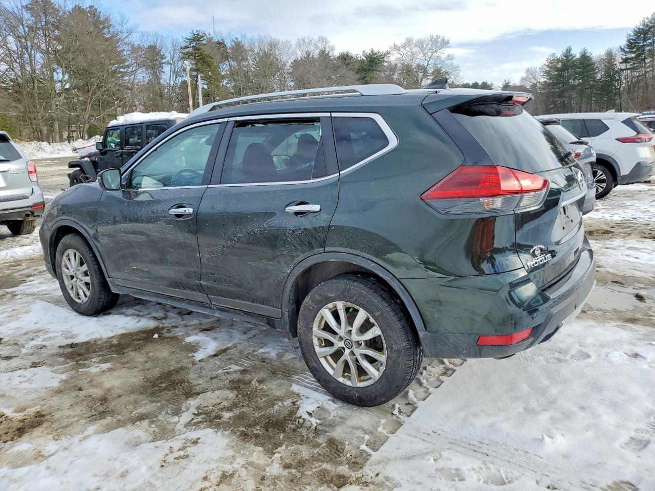 2020 NISSAN ROGUE SV photo 2