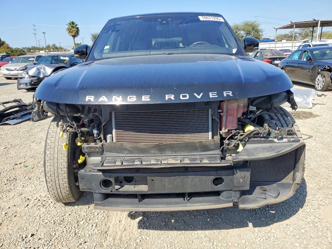 2017 LAND ROVER RANGE ROVER SPORT HSE photo 9
