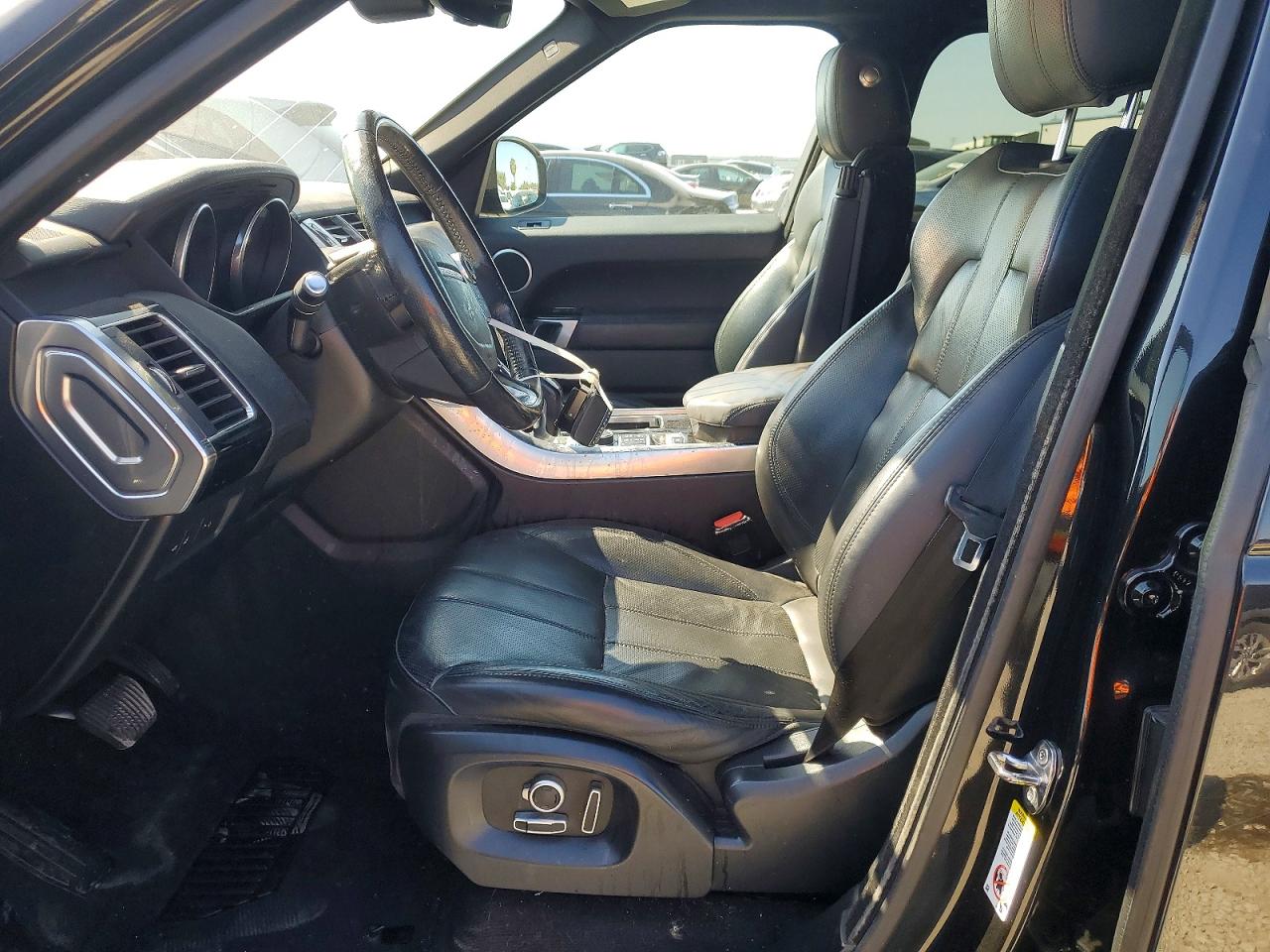 2017 LAND ROVER RANGE ROVER SPORT HSE photo 13