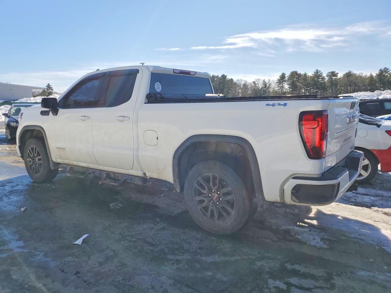 2021 GMC SIERRA K1500 ELEVATION photo 2