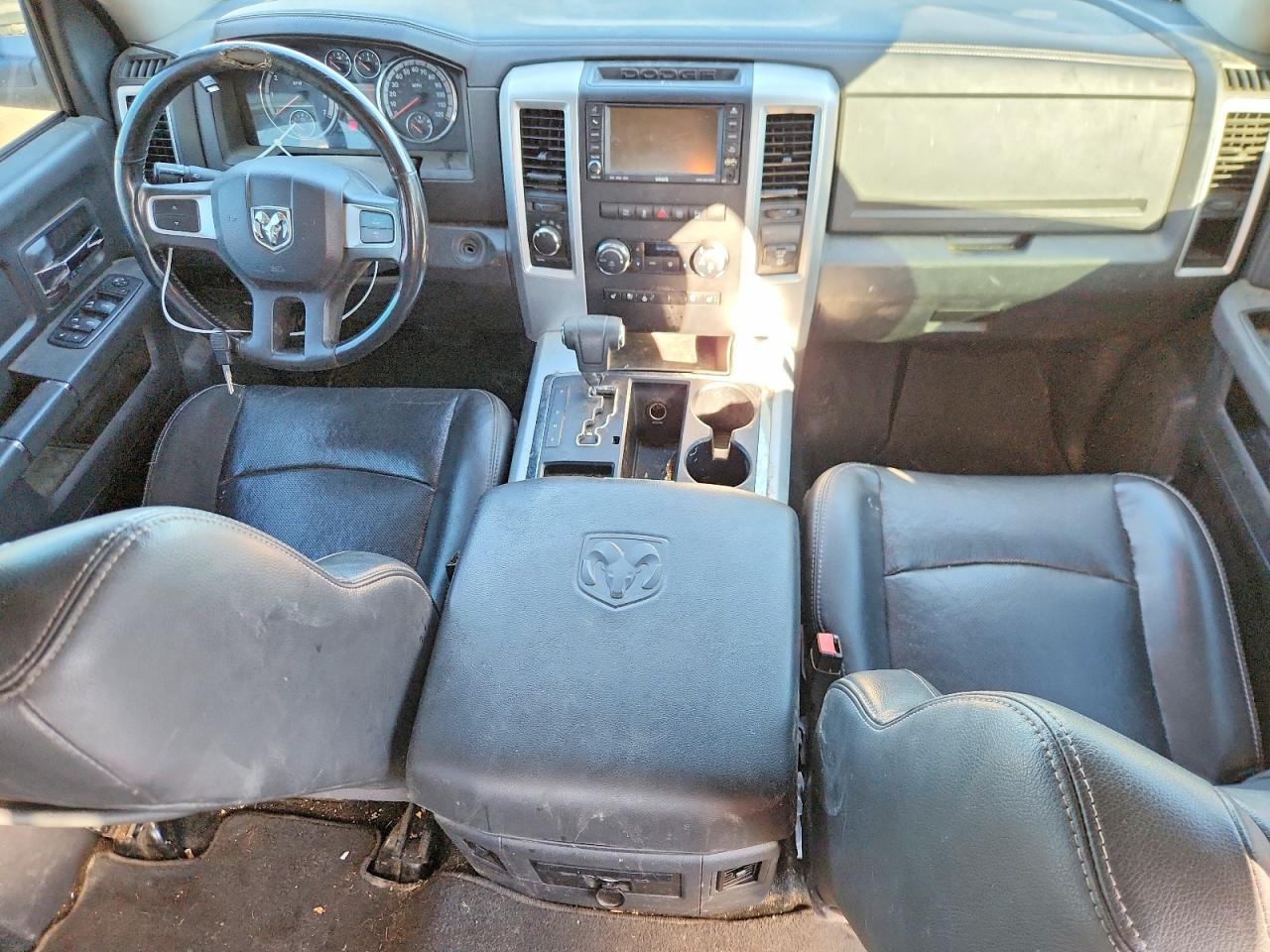 2011 DODGE RAM 1500 photo 8