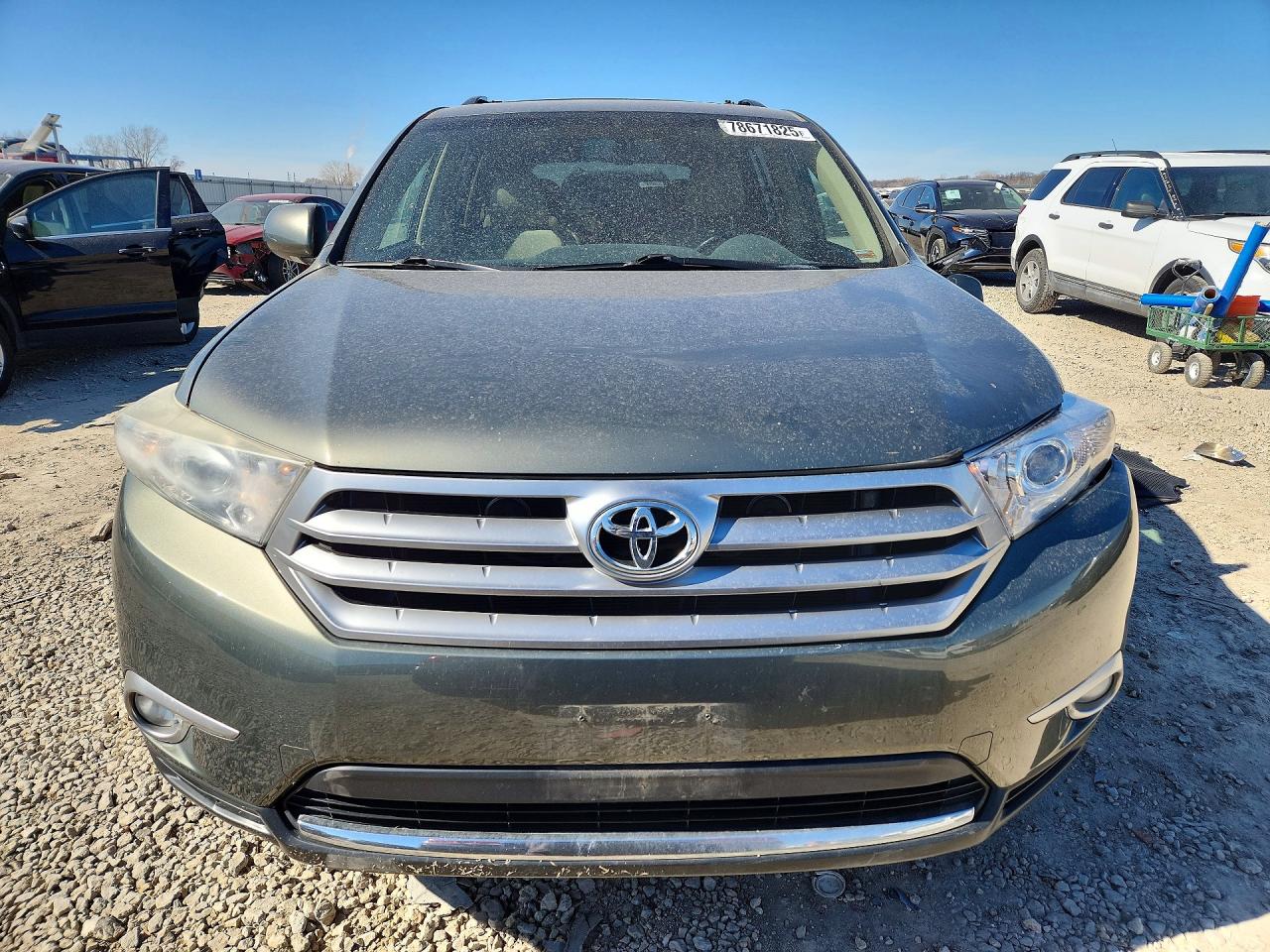 2011 TOYOTA HIGHLANDER photo 5