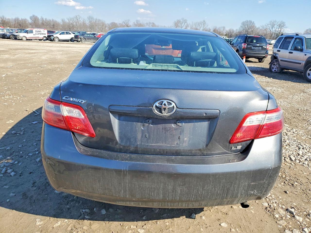 2009 TOYOTA CAMRY LE photo 11