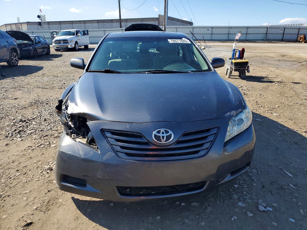 2009 TOYOTA CAMRY LE photo 9