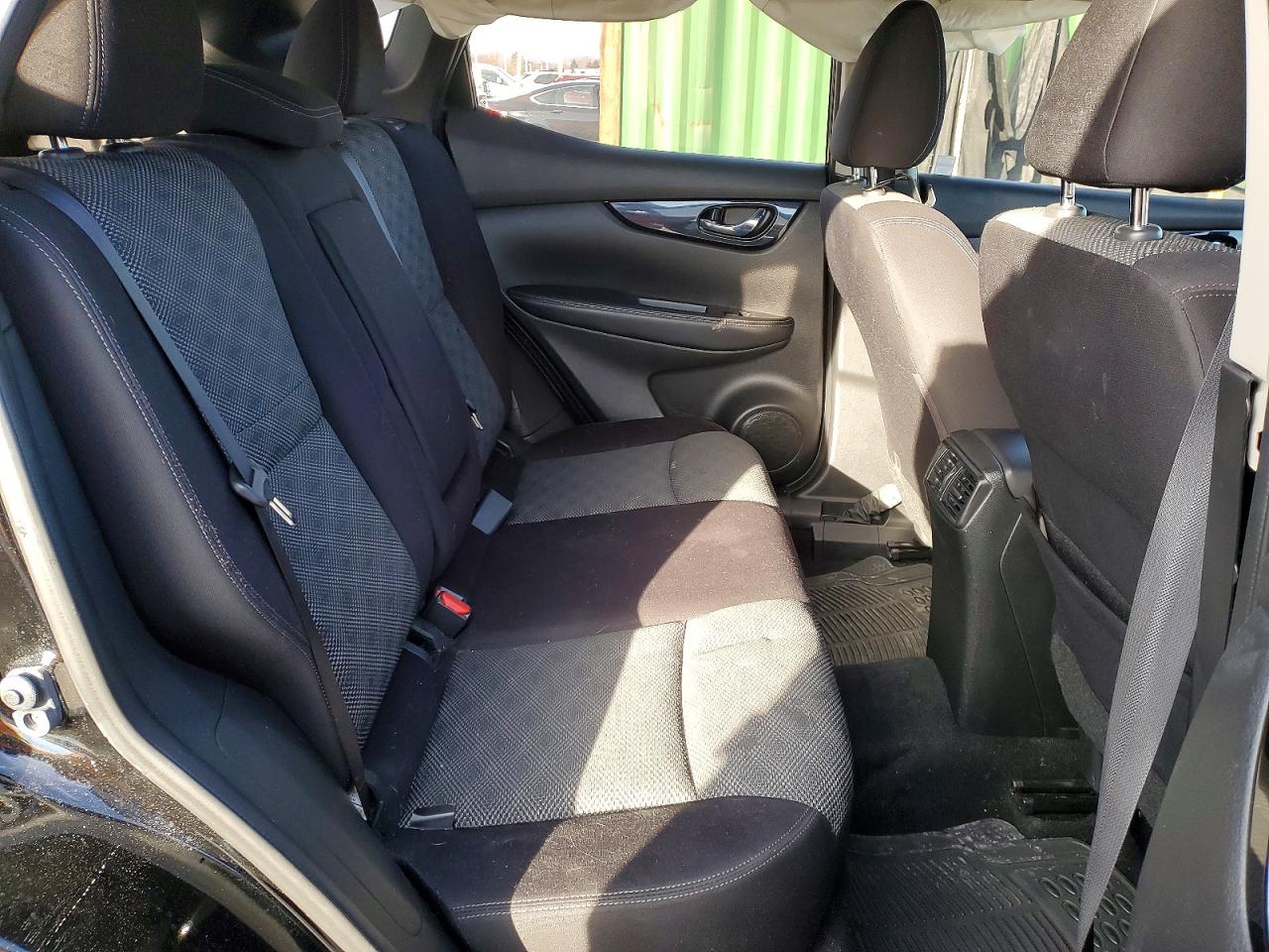 2018 NISSAN ROGUE SPORT SV photo 19