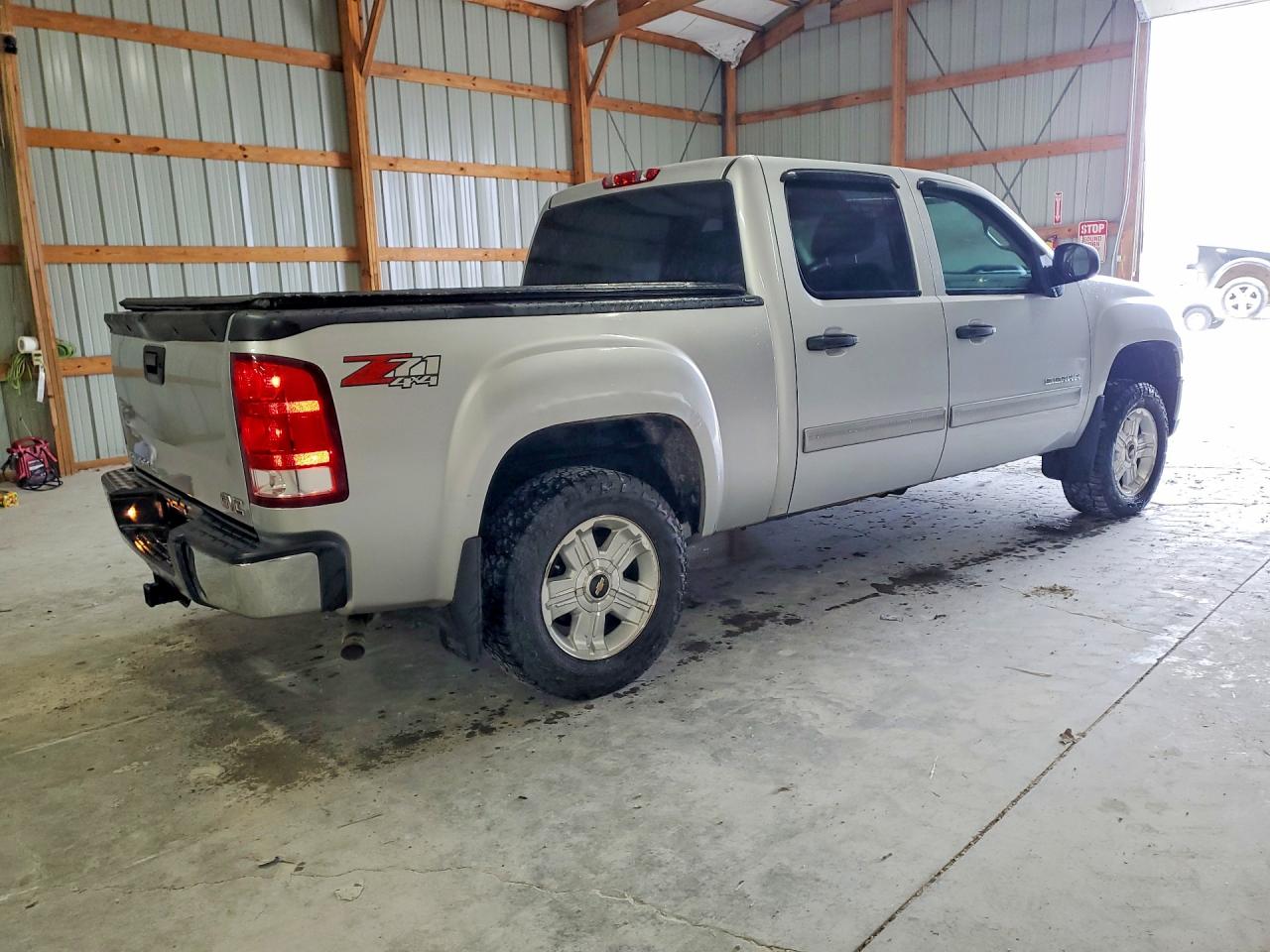 2012 GMC SIERRA K1500 SLE photo 5