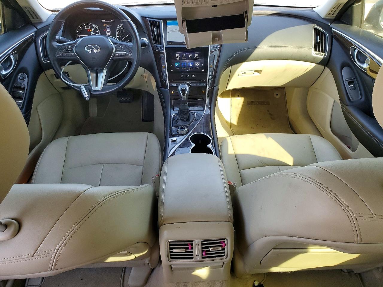 2018 INFINITI Q50 3.0T LUXE photo 8