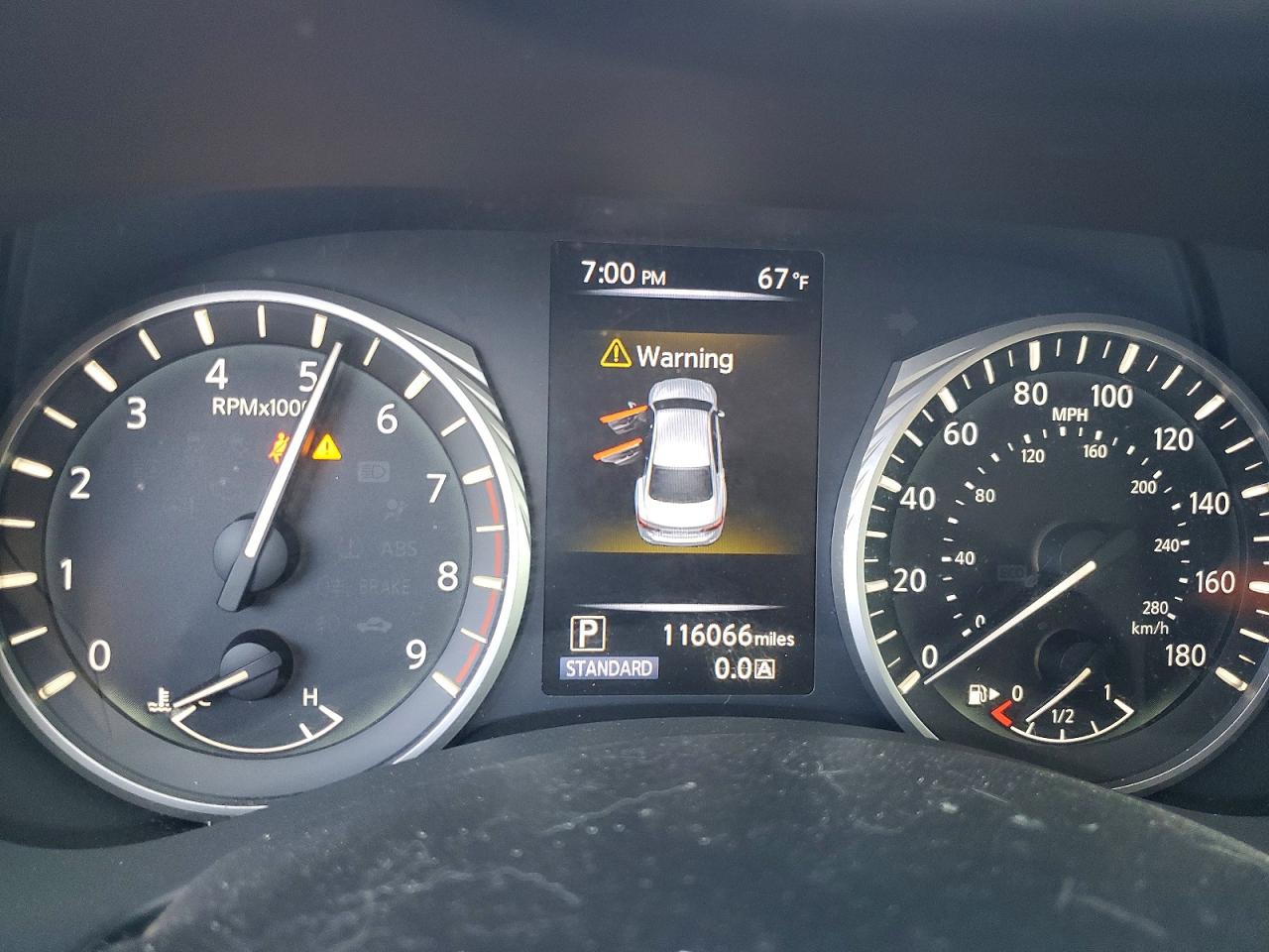 2018 INFINITI Q50 3.0T LUXE photo 9