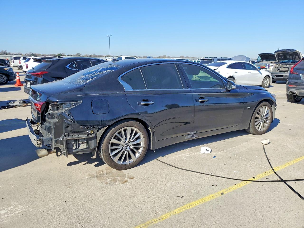 2018 INFINITI Q50 3.0T LUXE photo 3