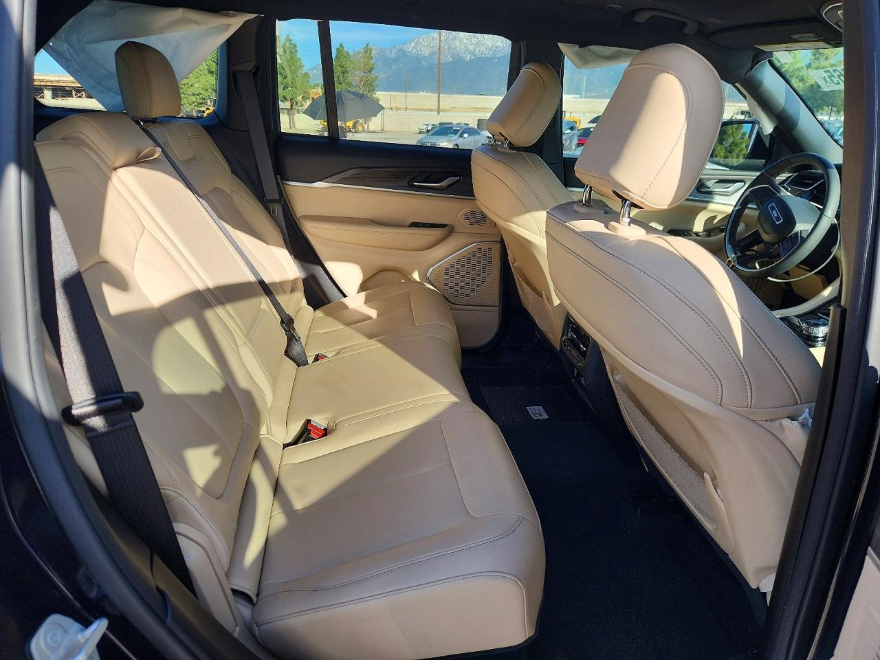 2023 JEEP GRAND CHEROKEE LIMITED 4XE photo 19