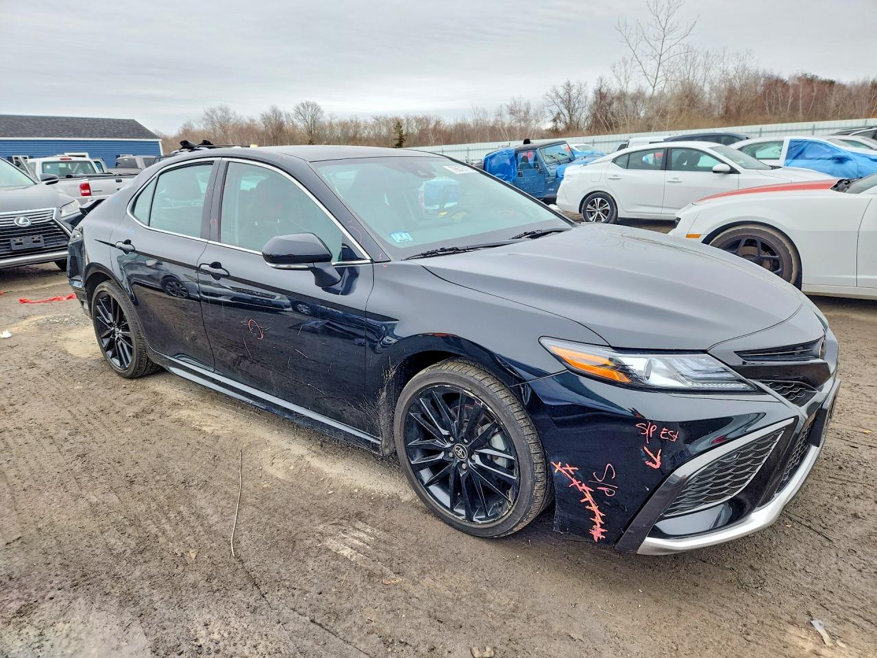 2022 TOYOTA CAMRY XSE photo 7