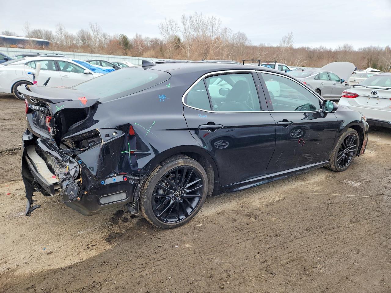 2022 TOYOTA CAMRY XSE photo 5