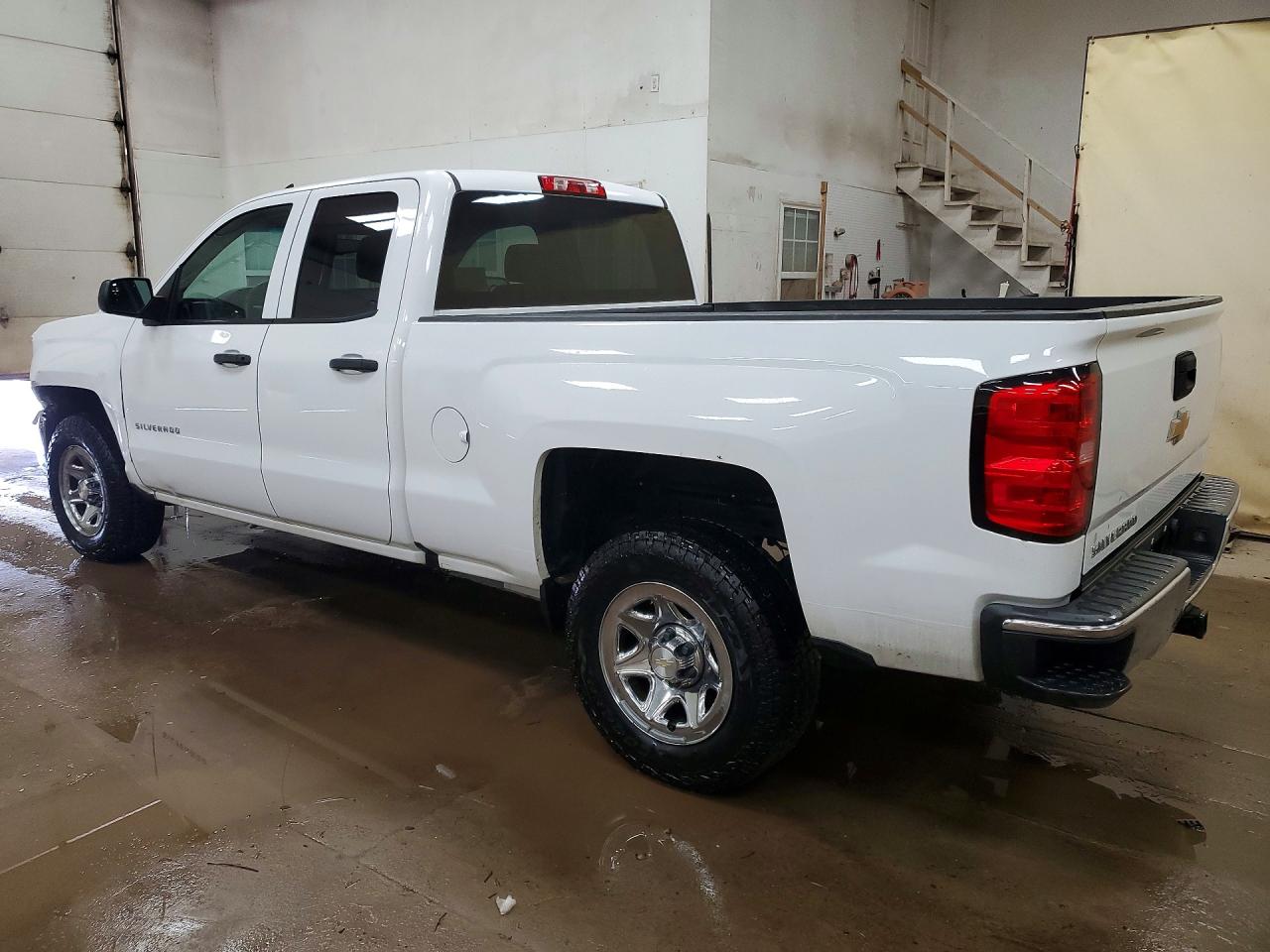 2016 CHEVROLET SILVERADO C1500 photo 3