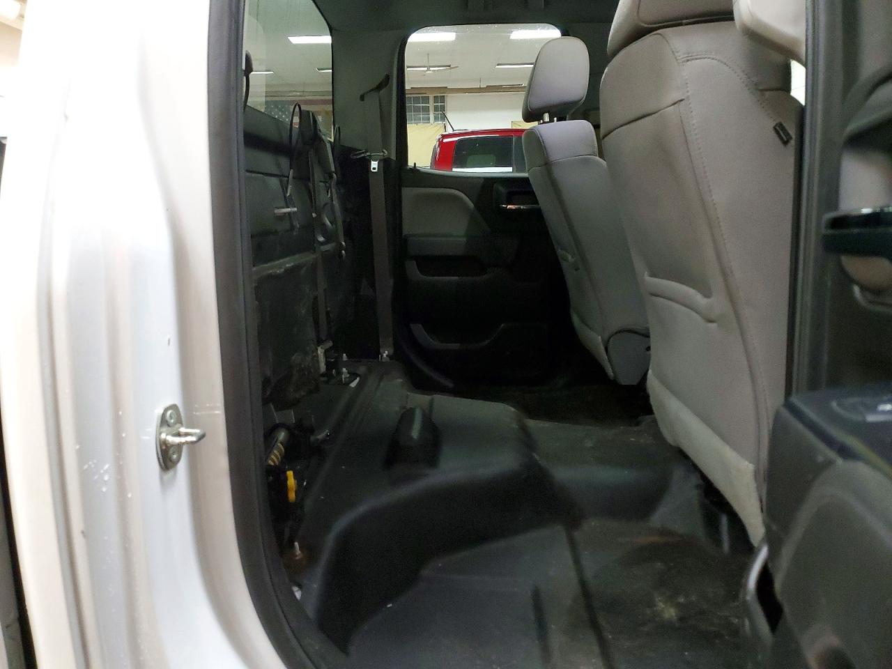 2016 CHEVROLET SILVERADO C1500 photo 19
