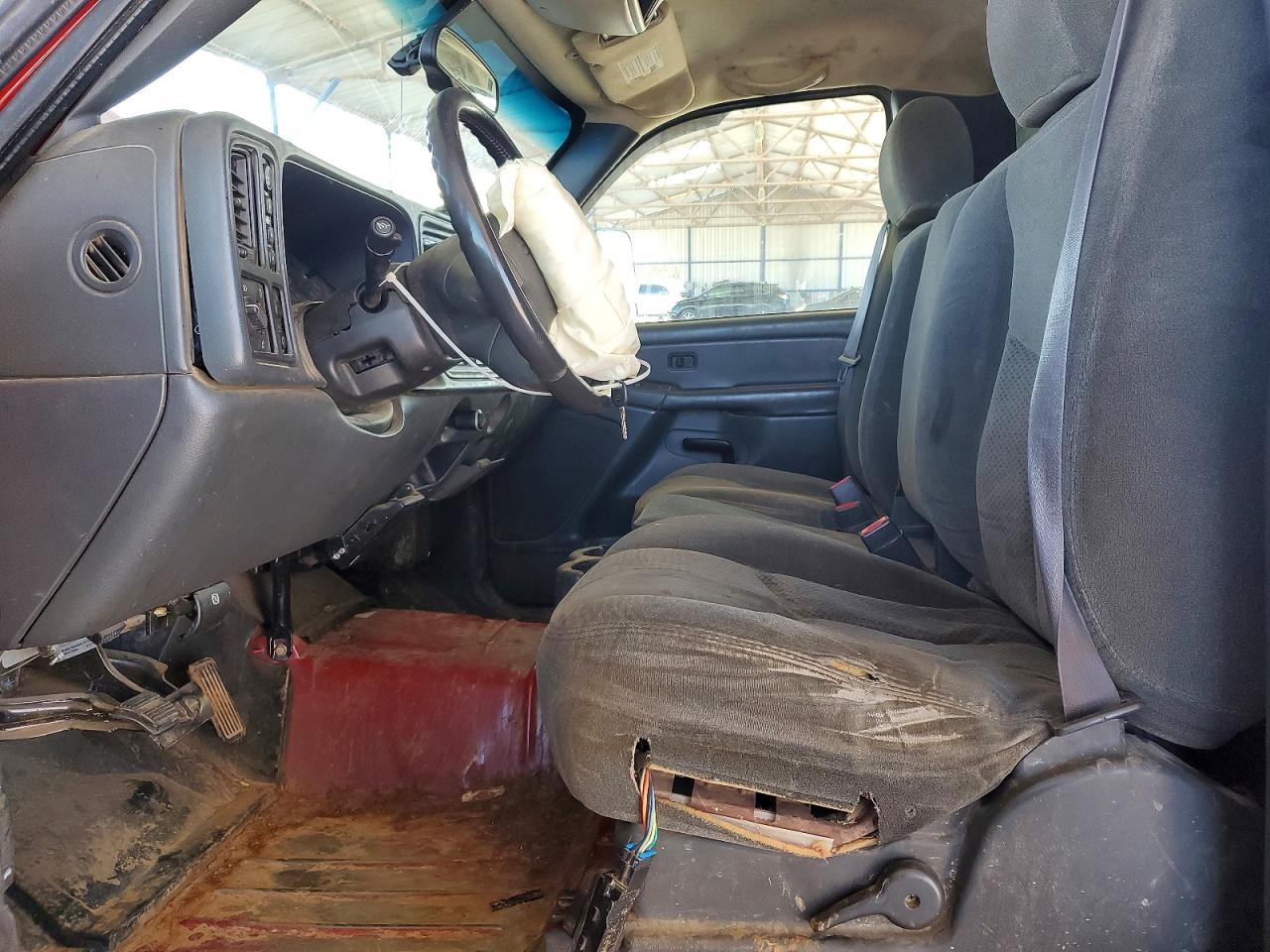 2004 CHEVROLET SILVERADO K1500 photo 7