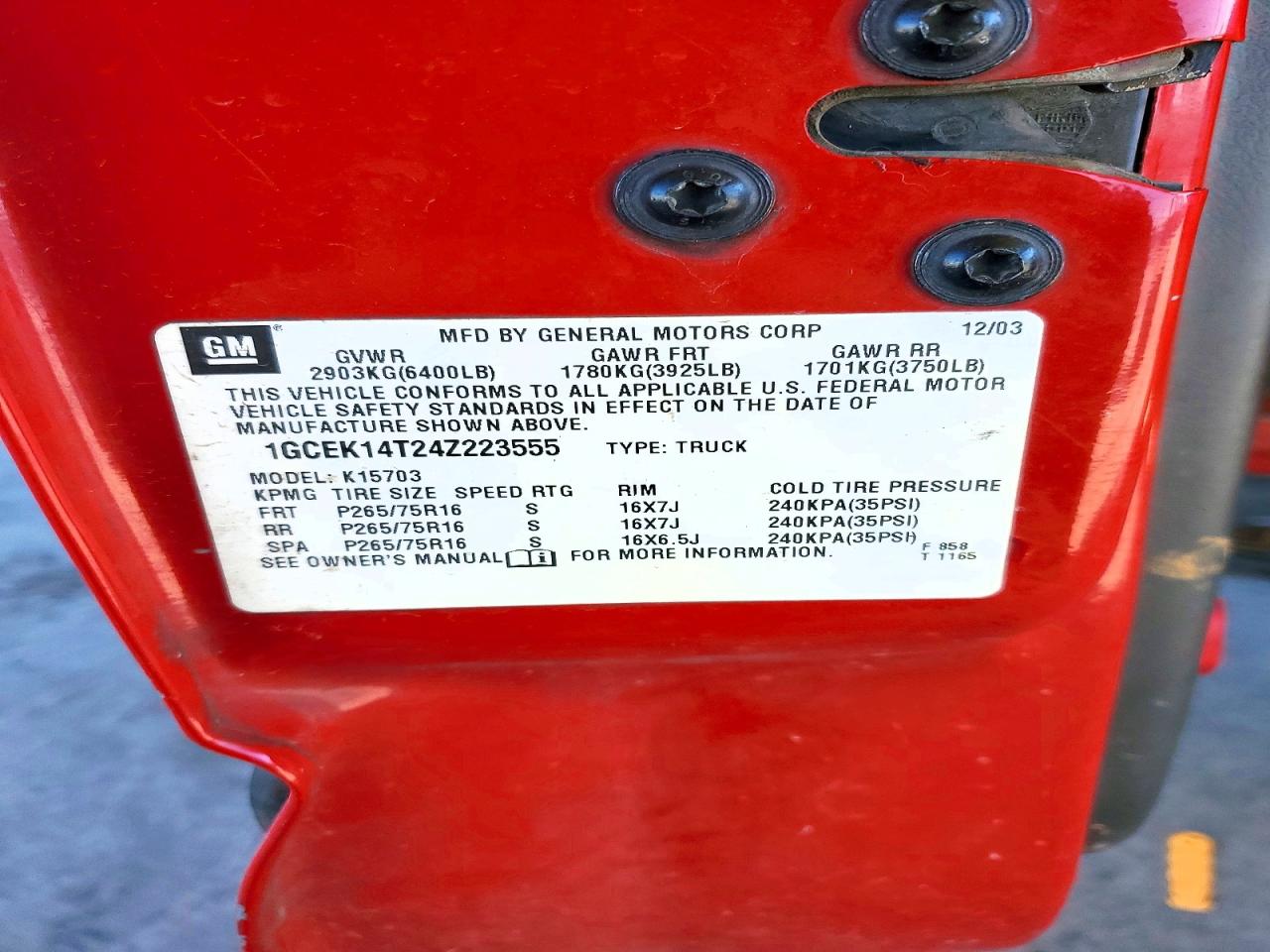 2004 CHEVROLET SILVERADO K1500 photo 12