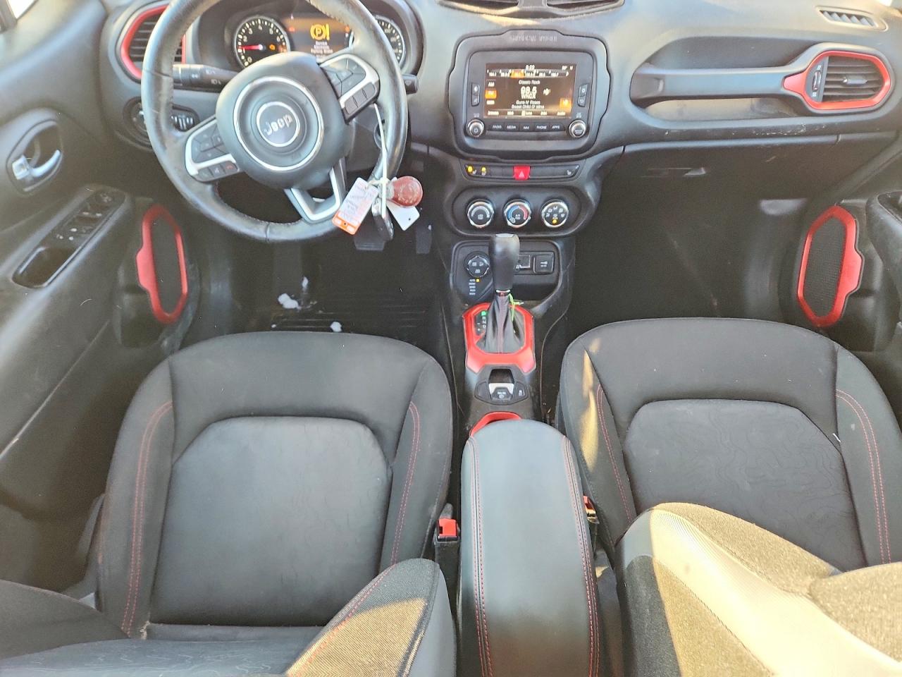 2017 JEEP RENEGADE TRAILHAWK photo 8