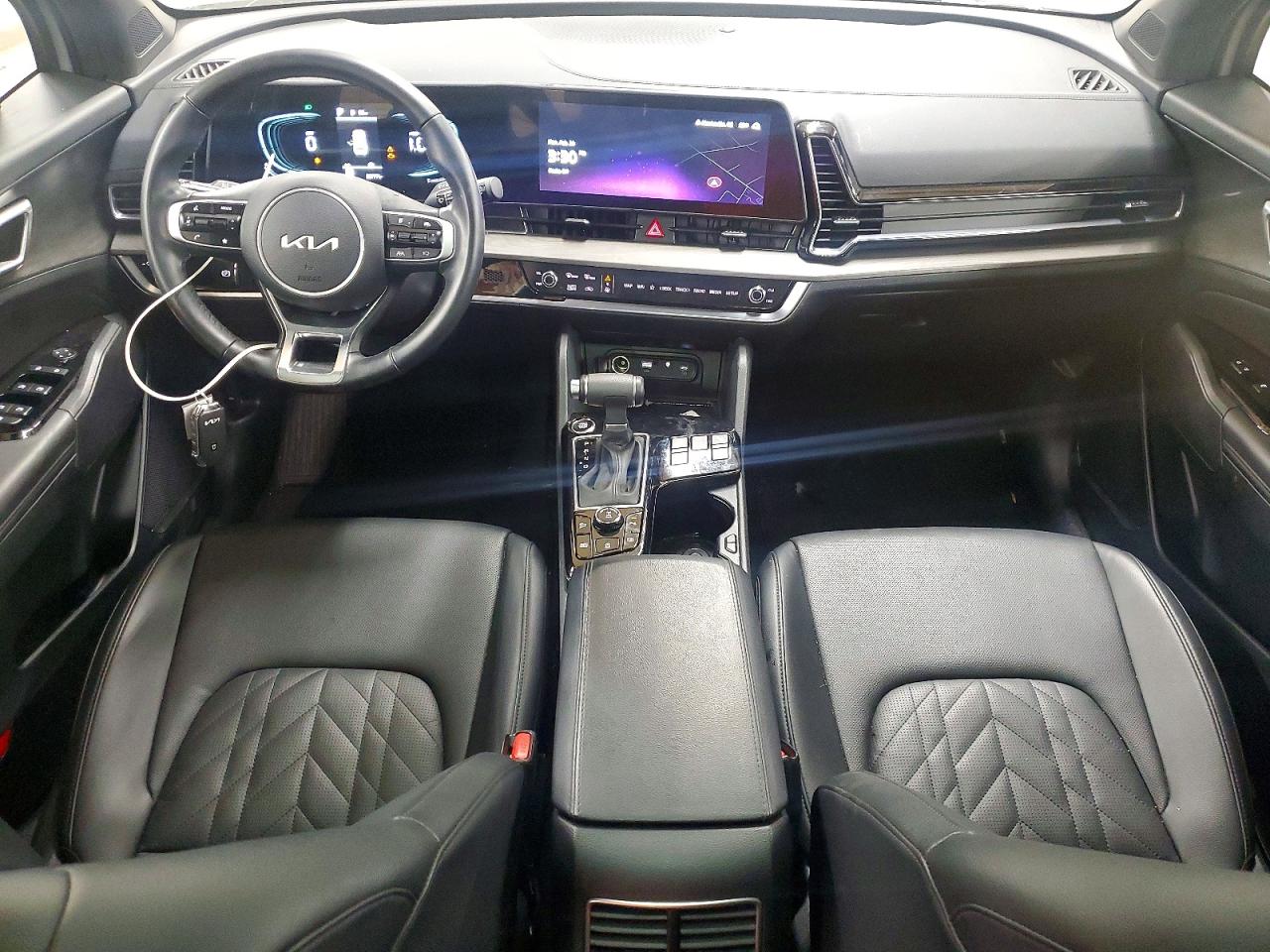 2025 KIA SPORTAGE photo 8