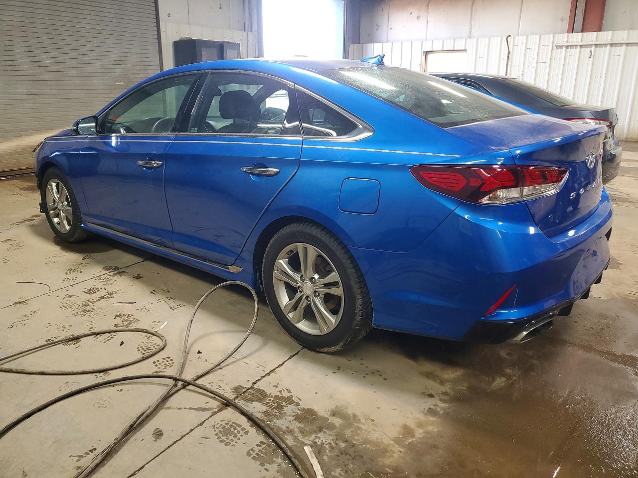 2018 HYUNDAI SONATA SPORT photo 2