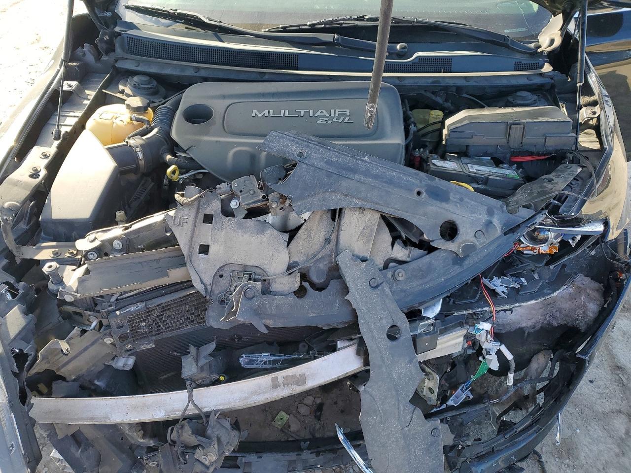 2015 CHRYSLER 200 C photo 11