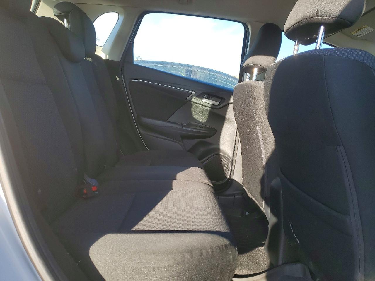 2019 HONDA FIT LX photo 21