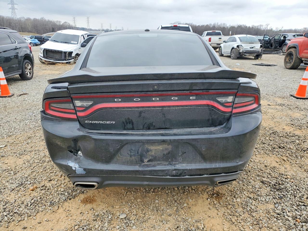 2020 DODGE CHARGER SXT photo 11