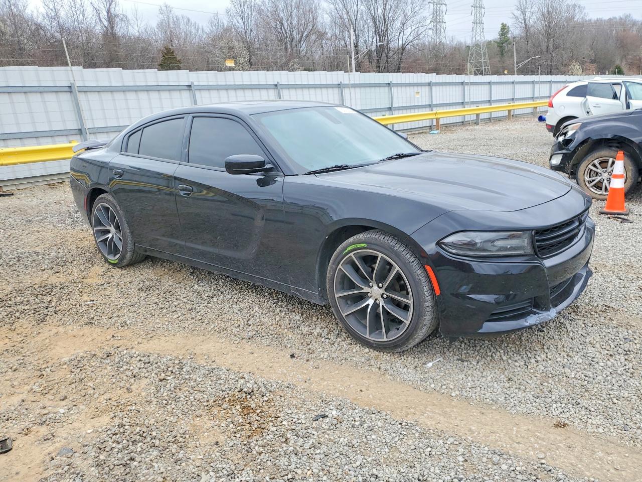2020 DODGE CHARGER SXT photo 7