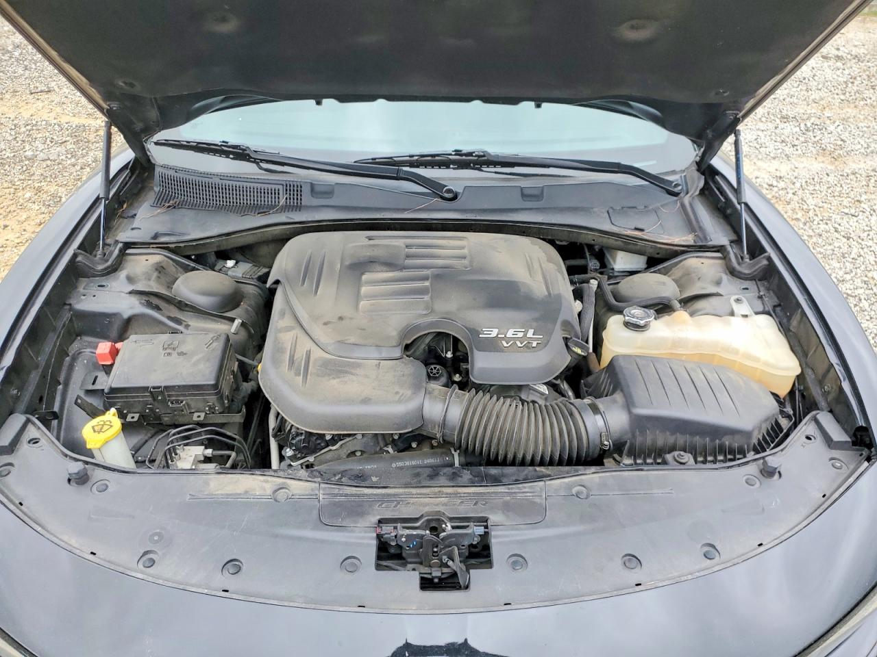 2020 DODGE CHARGER SXT photo 21