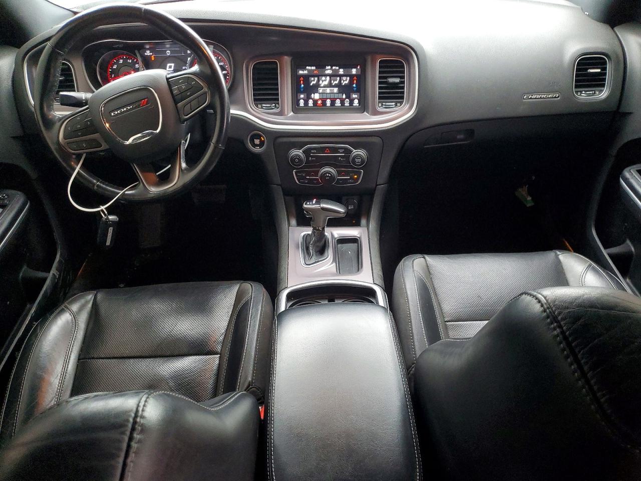 2020 DODGE CHARGER SXT photo 15