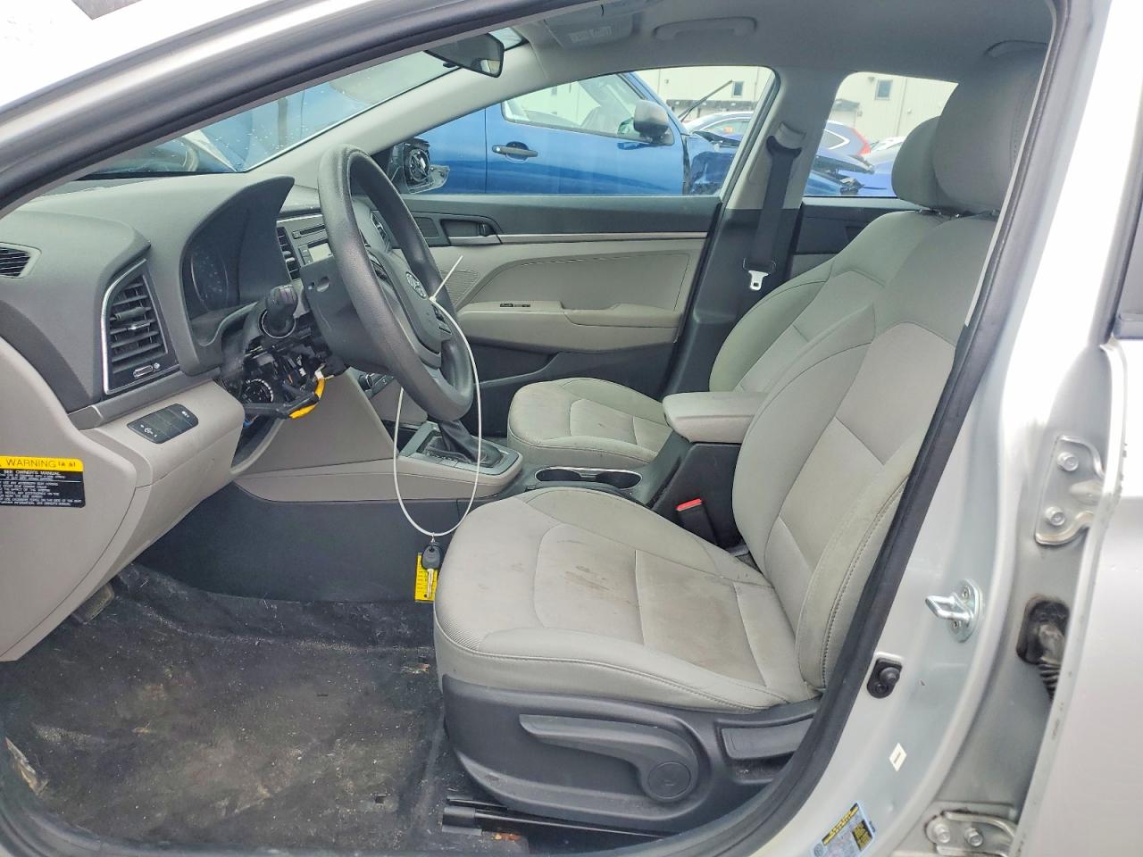 2017 HYUNDAI ELANTRA SE photo 7