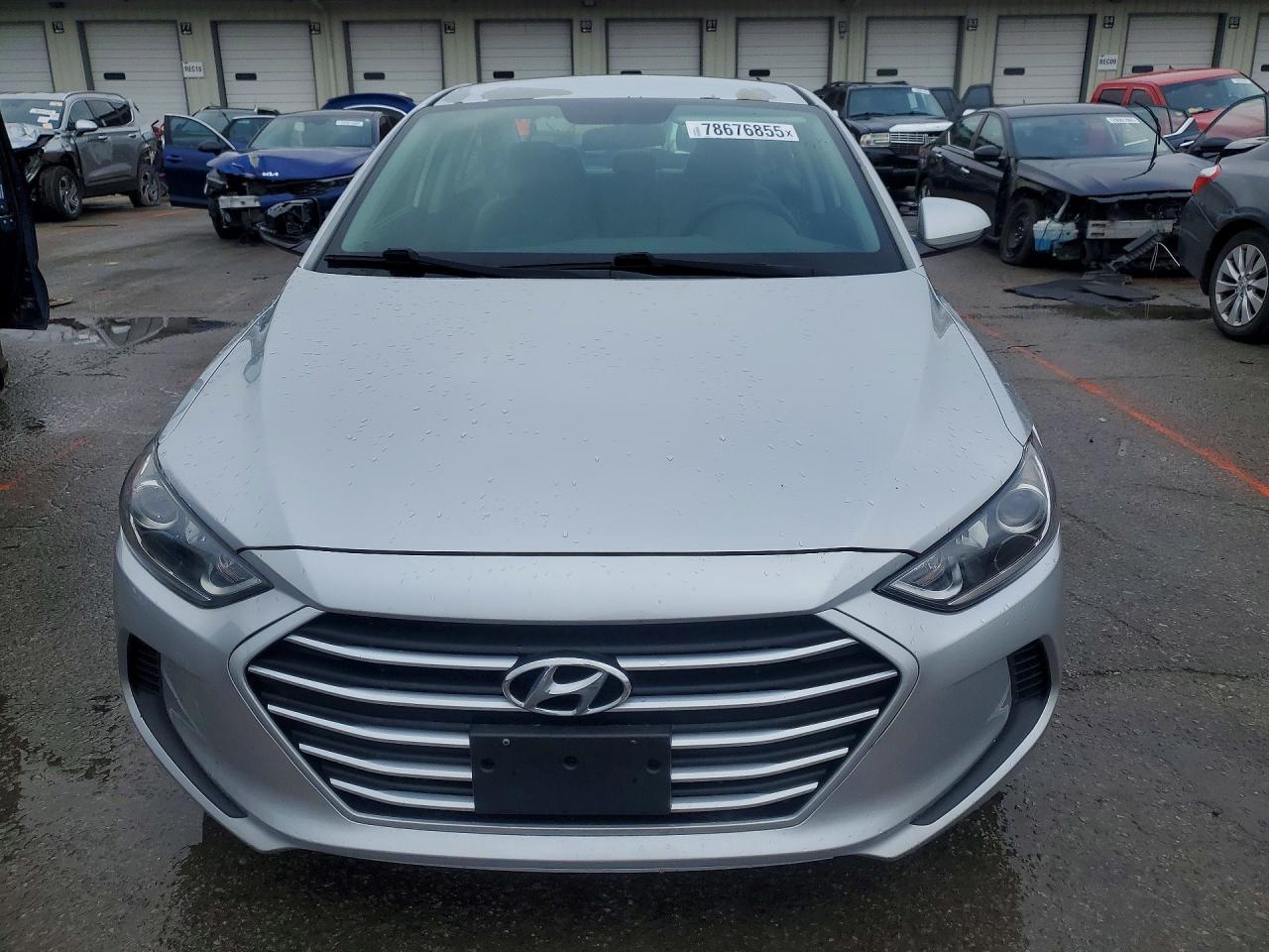 2017 HYUNDAI ELANTRA SE photo 5