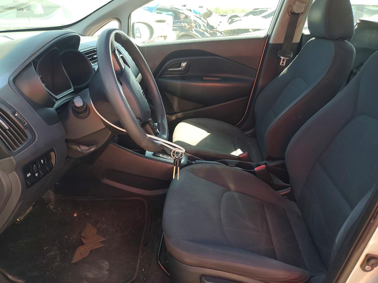2013 KIA RIO LX photo 13