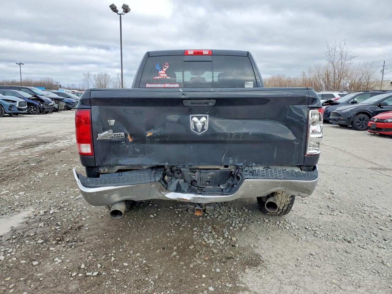 2016 RAM 1500 SLT photo 11