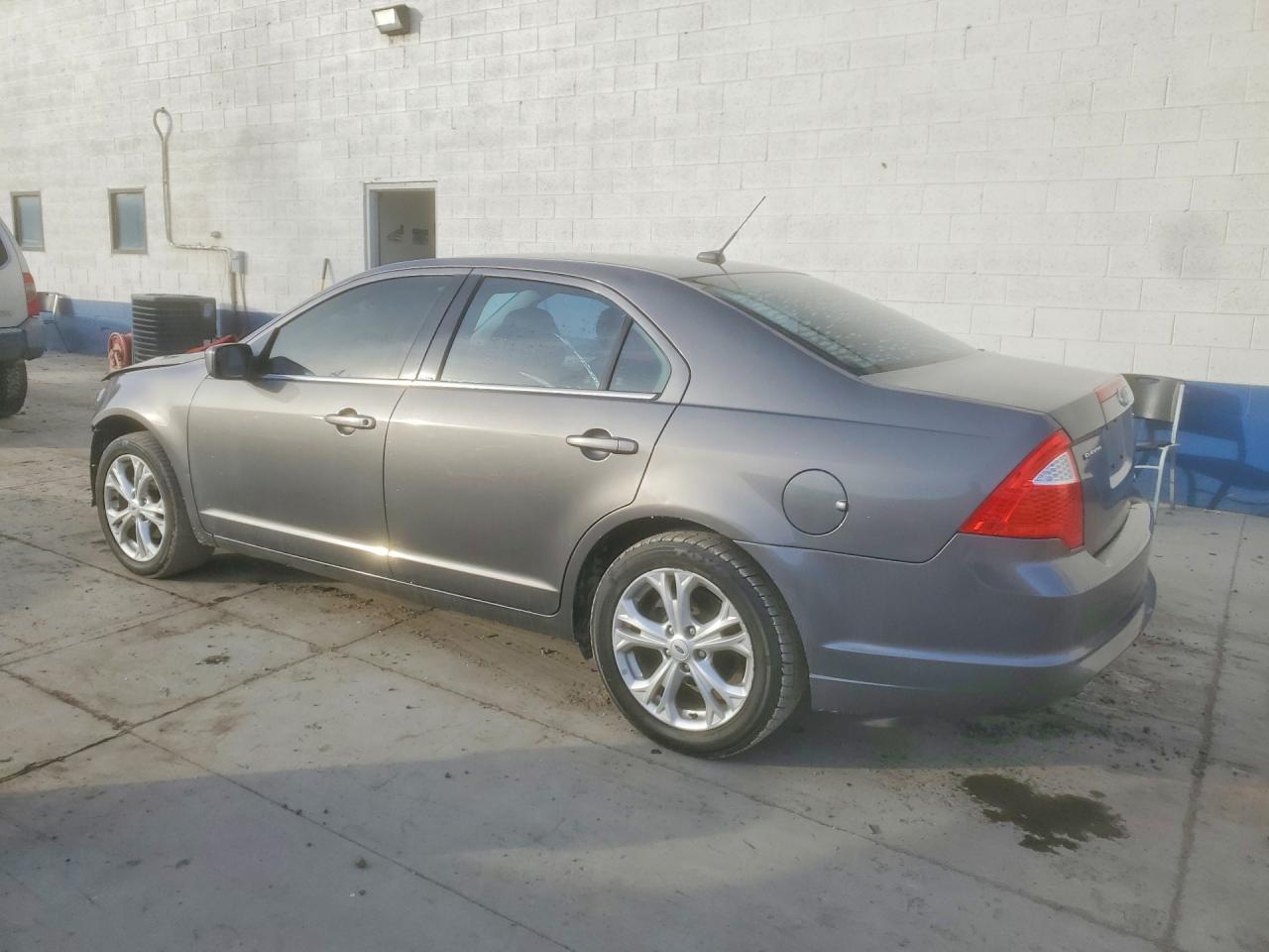 2012 FORD FUSION SE photo 4